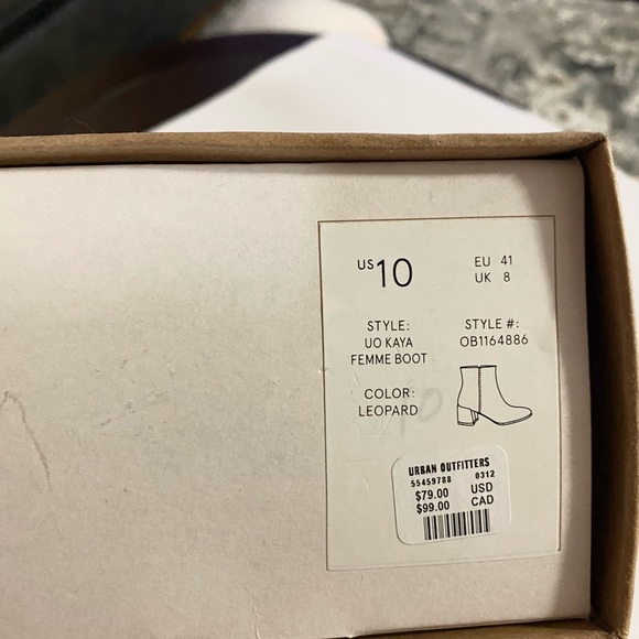 Brand New - Cheetah print booties - Urban outfitters - Picture 3 of 4